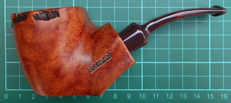 Lorenzo Summa Cum Laude spot carved smoking pipe